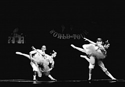 World tour sky dance